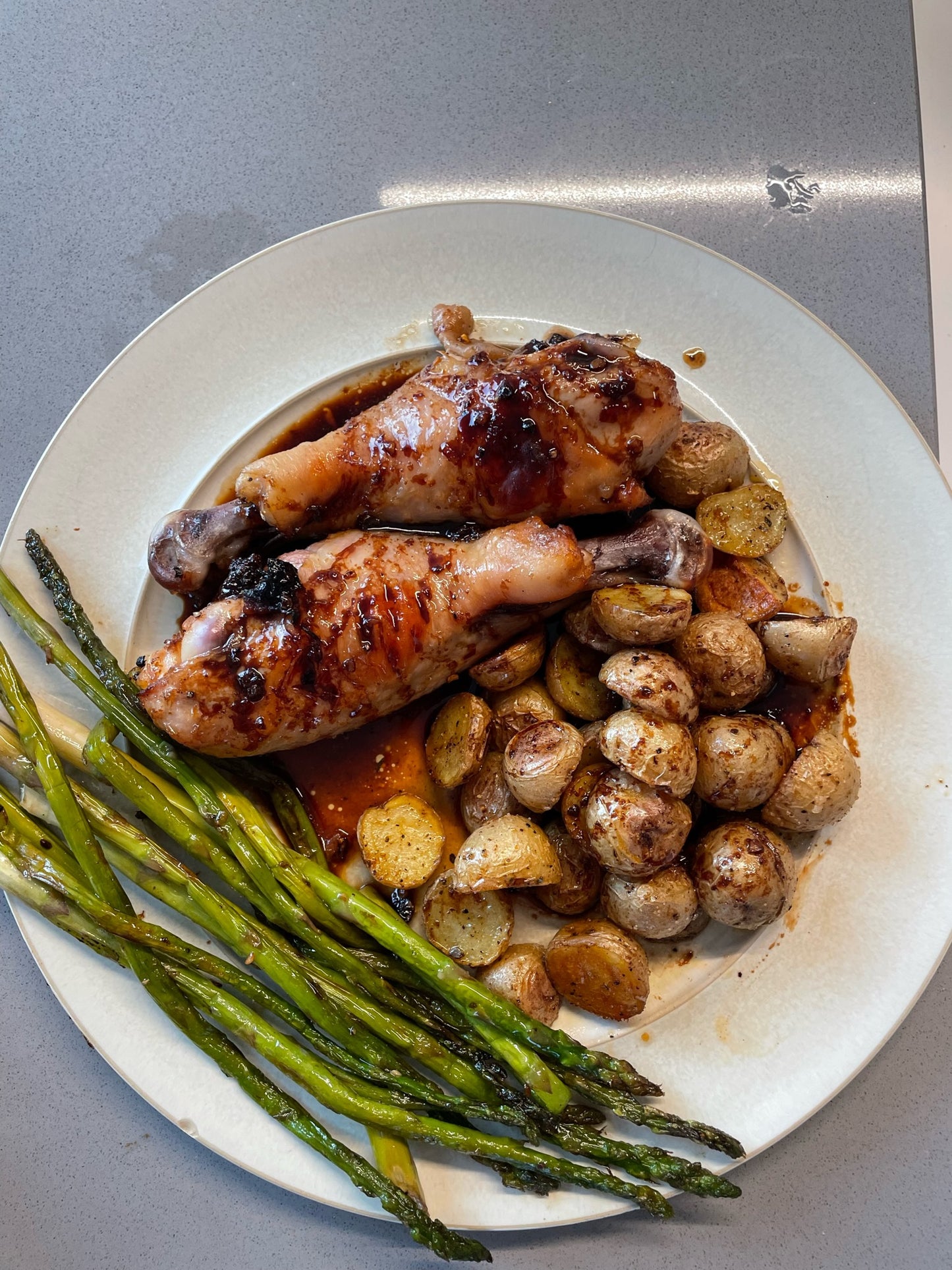 Juicy and tender chicken drumsticks ready for cooking, sourced from high-quality poultry at Yankee Flats Meats